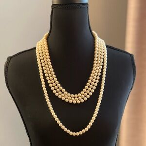 Elegant Cream Pearl Necklace